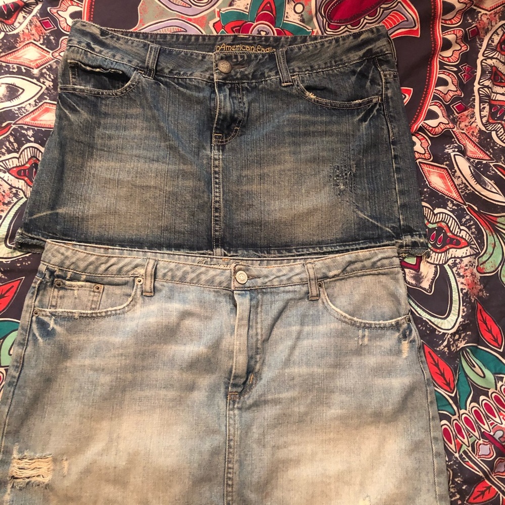 2 women’s American eagle jean mini skirts size 14